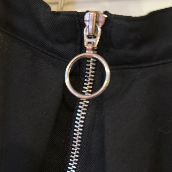 Hot Topic Black Zippered Skirt - Picture 4 of 6